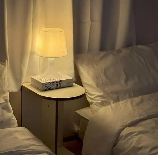 Appartement Feel N Fill, Station